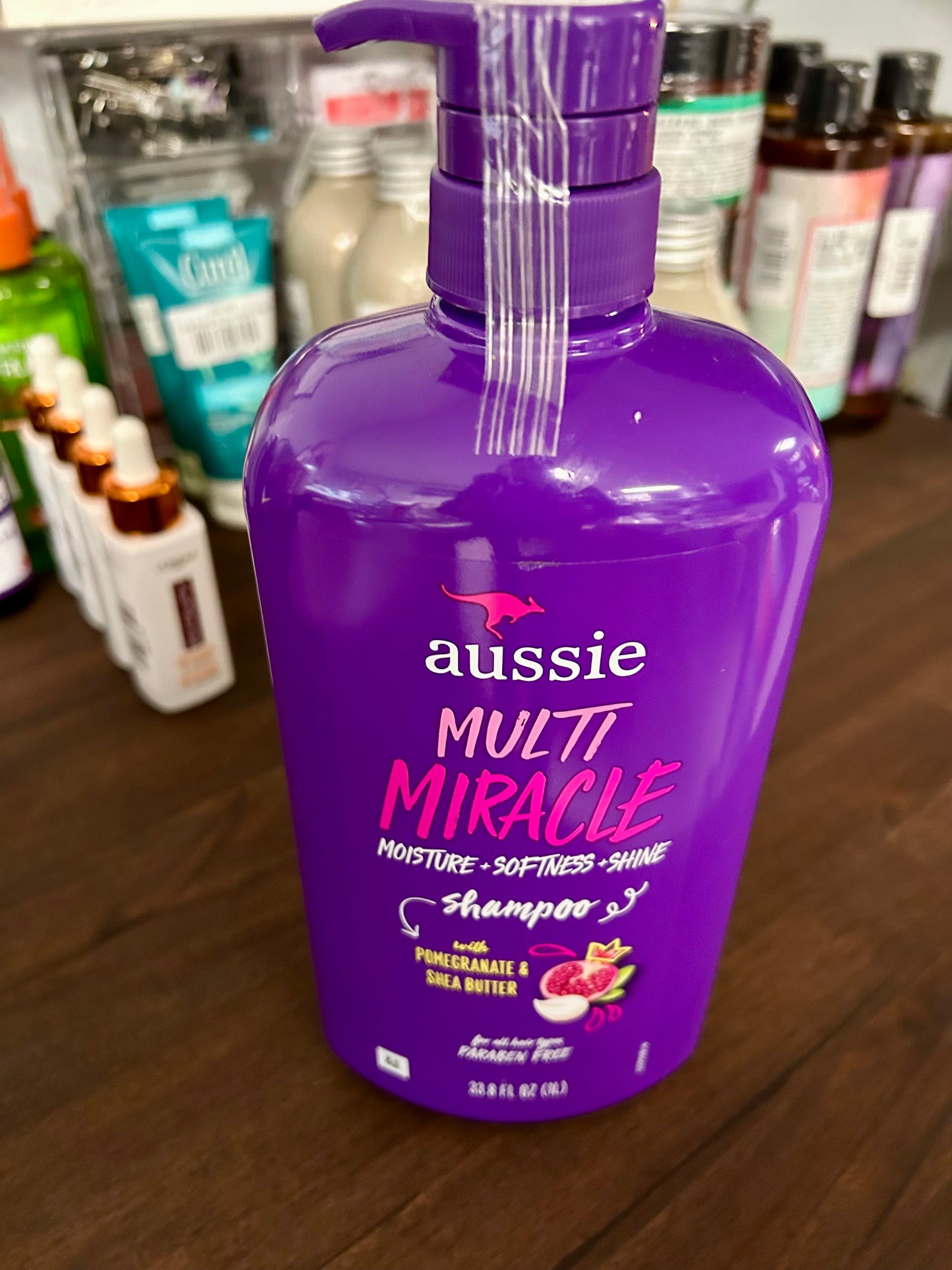 Aussie Multi Miracle Shampoo with Pomegranate & Shea Butter