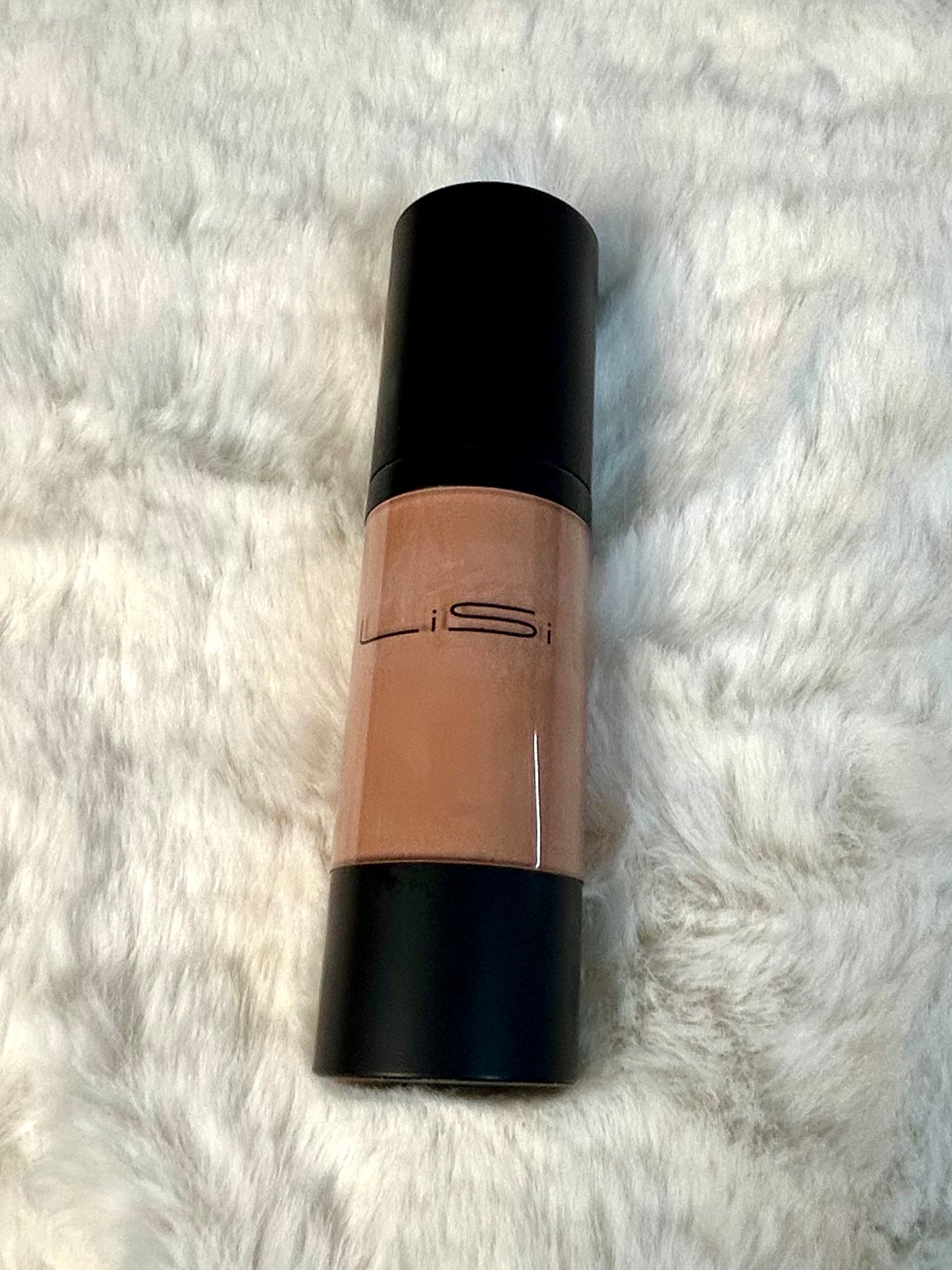 Lisi Cosmetics Foundation-SPF 15